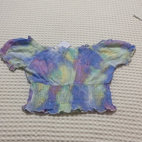 Nordstrom’s NWT Abound Tie Dye Off The Shoulder Cropped top Size M - Picture 4 of 10
